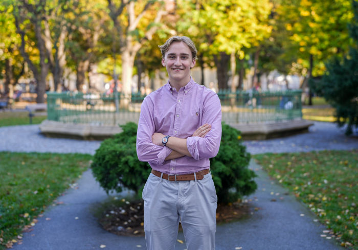 Portraitfoto Maximilian Pech